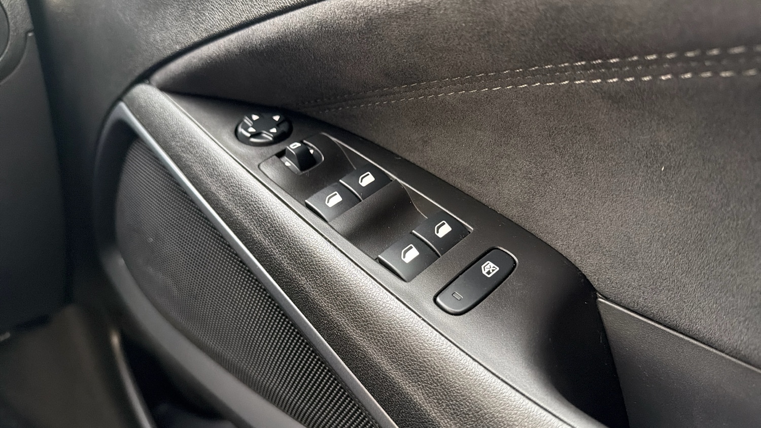 Used Vauxhall Crossland 2022 for sale - 76493699: Photo 21