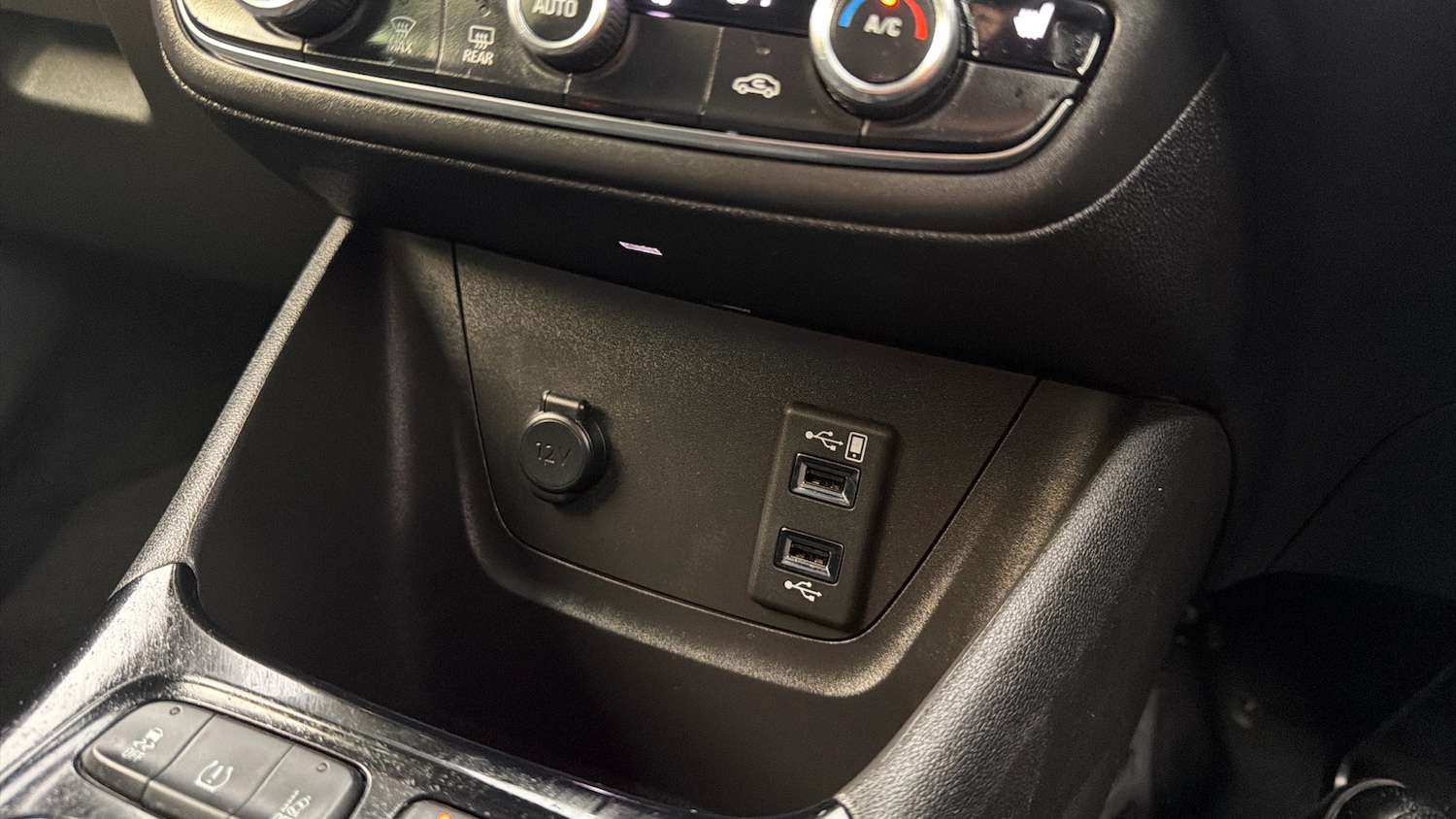 Used Vauxhall Crossland 2022 for sale - 76493699: Photo 30