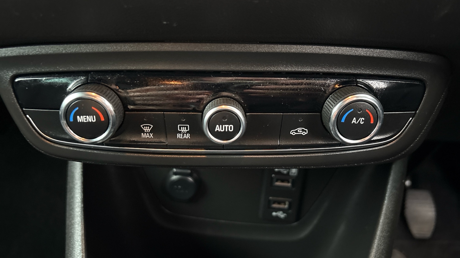 Used Vauxhall Crossland 2022 for sale - 76493699: Photo 43