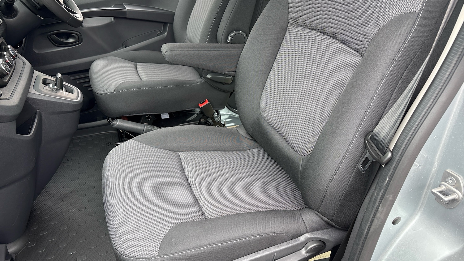 Used Renault Trafic 2025 for sale - 77432538: Photo 25