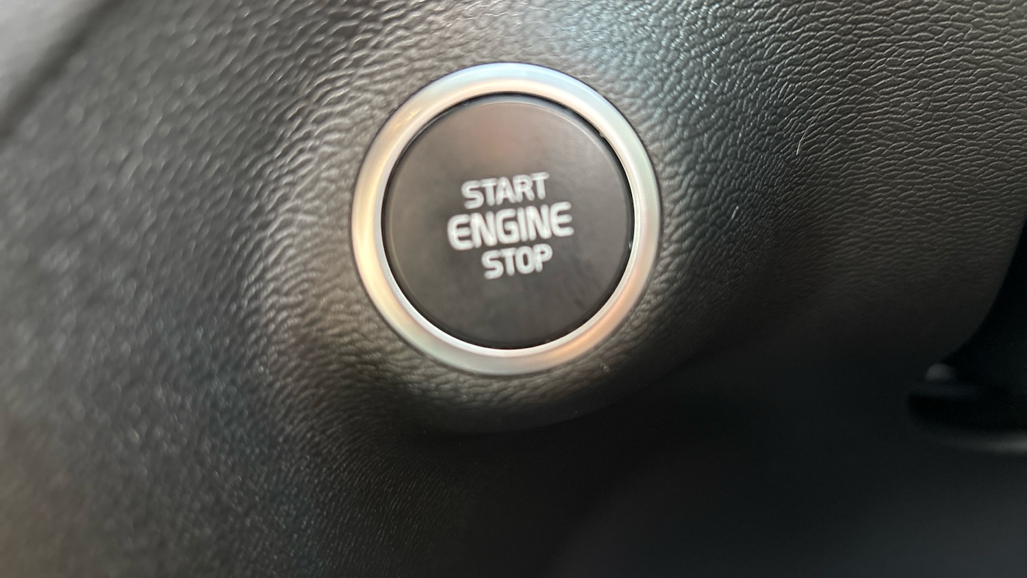 Used Volvo XC40 2021 for sale - 76542788: Photo 37