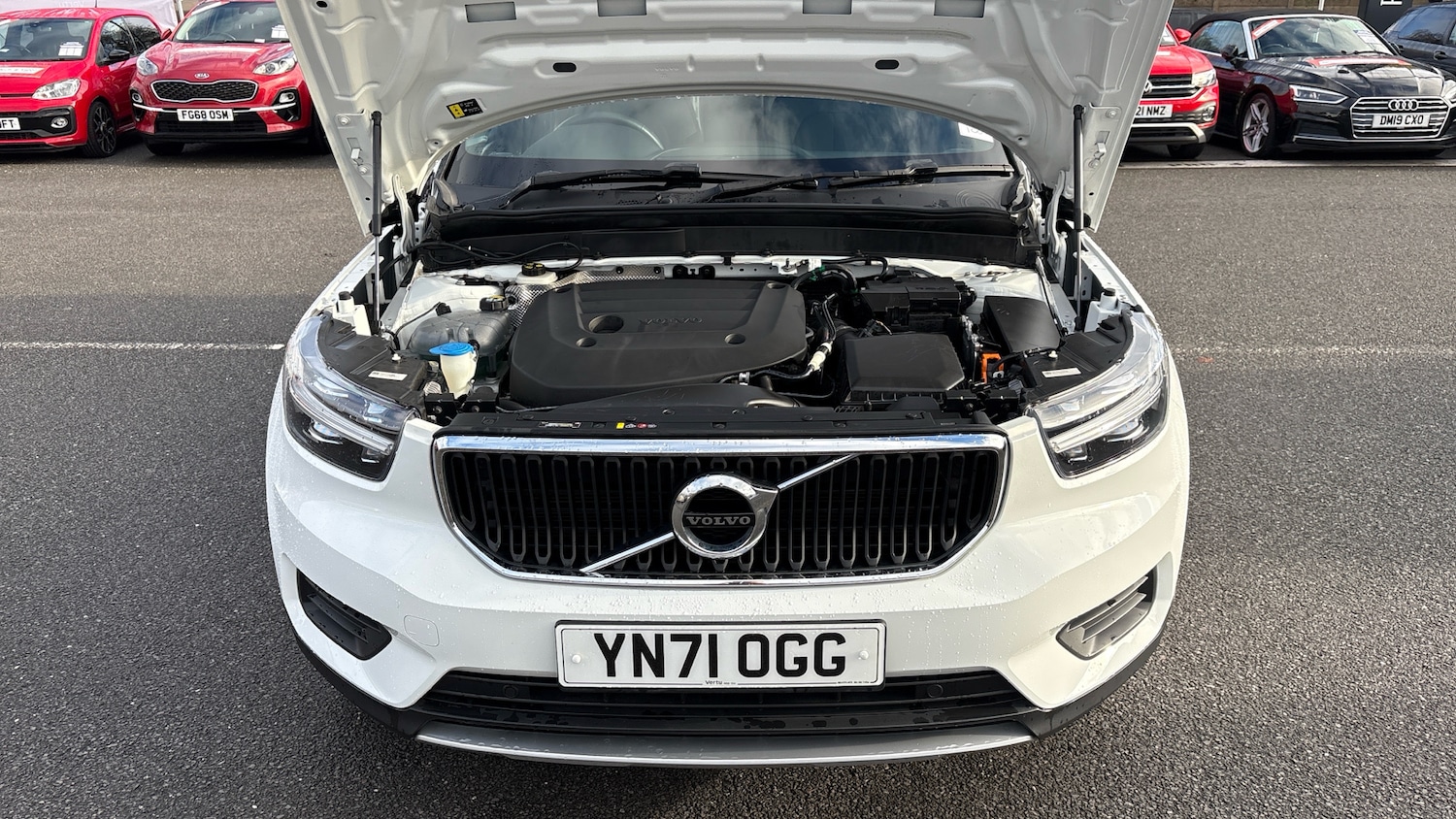 Used Volvo XC40 2021 for sale - 76542788: Photo 8