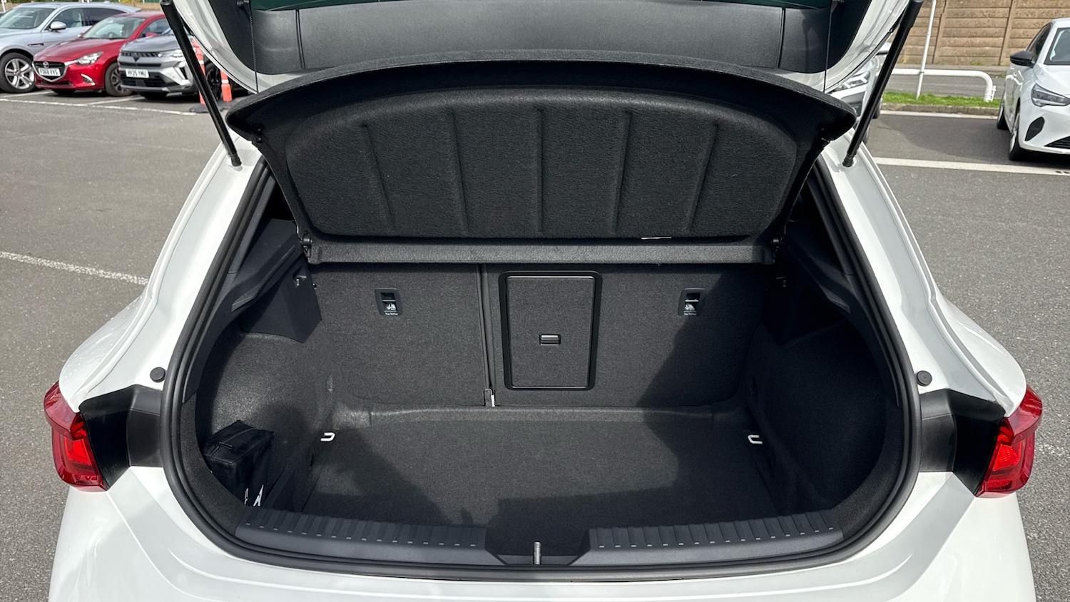 Used Cupra Leon 2023 for sale - 76194735: Photo 4