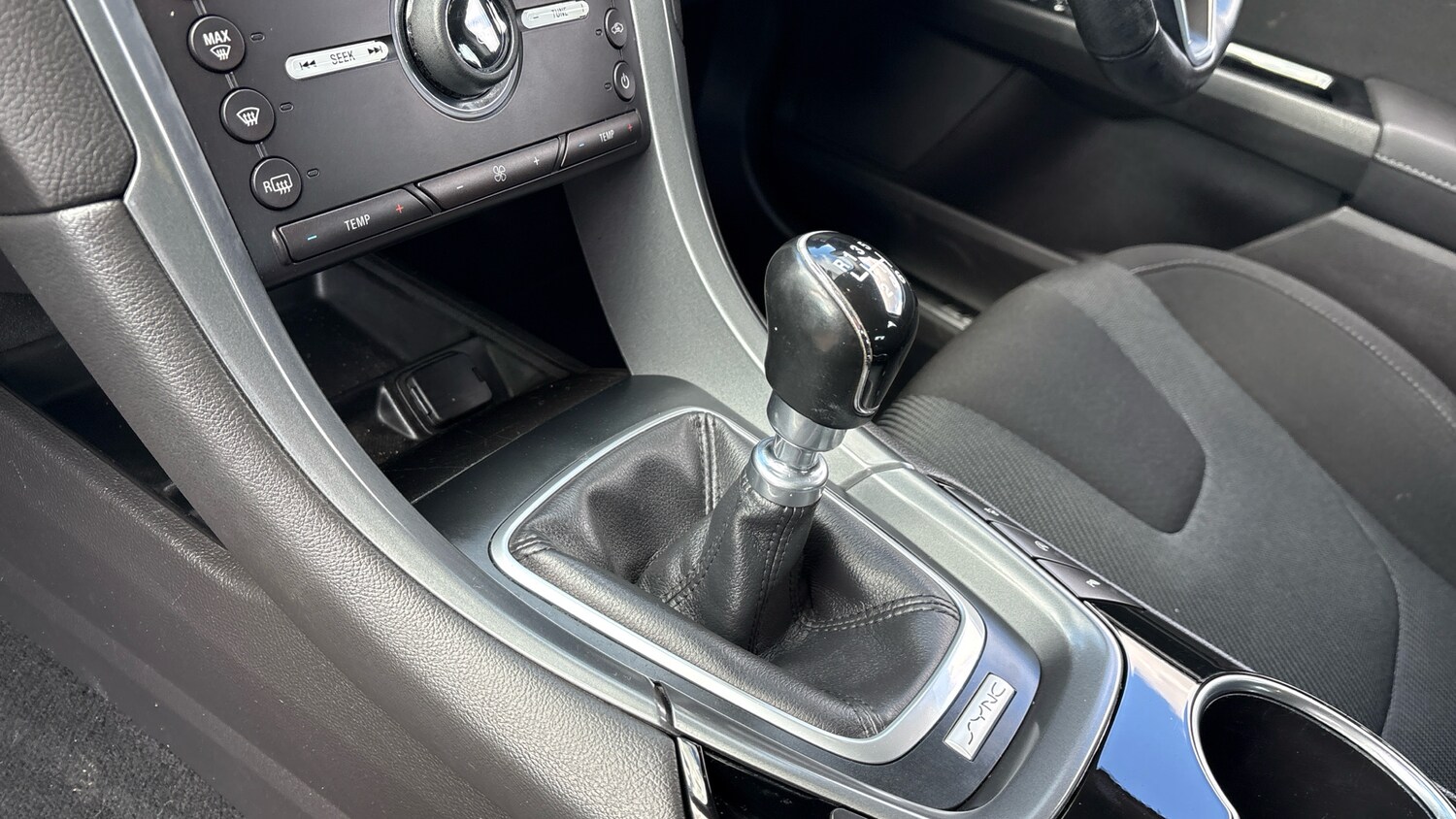 Used Ford Mondeo 2017 for sale - 77999256: Photo 13