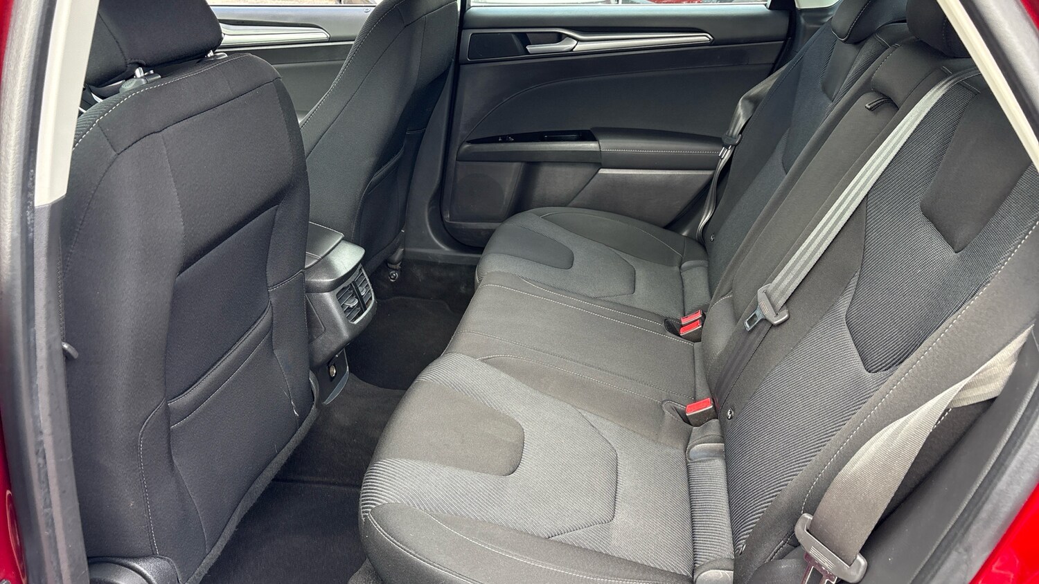 Used Ford Mondeo 2017 for sale - 77999256: Photo 16