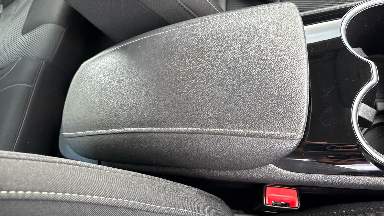 Used Ford Mondeo 2017 for sale - 77999256: Photo 34