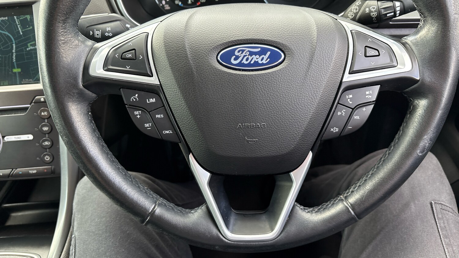 Used Ford Mondeo 2017 for sale - 77999256: Photo 35