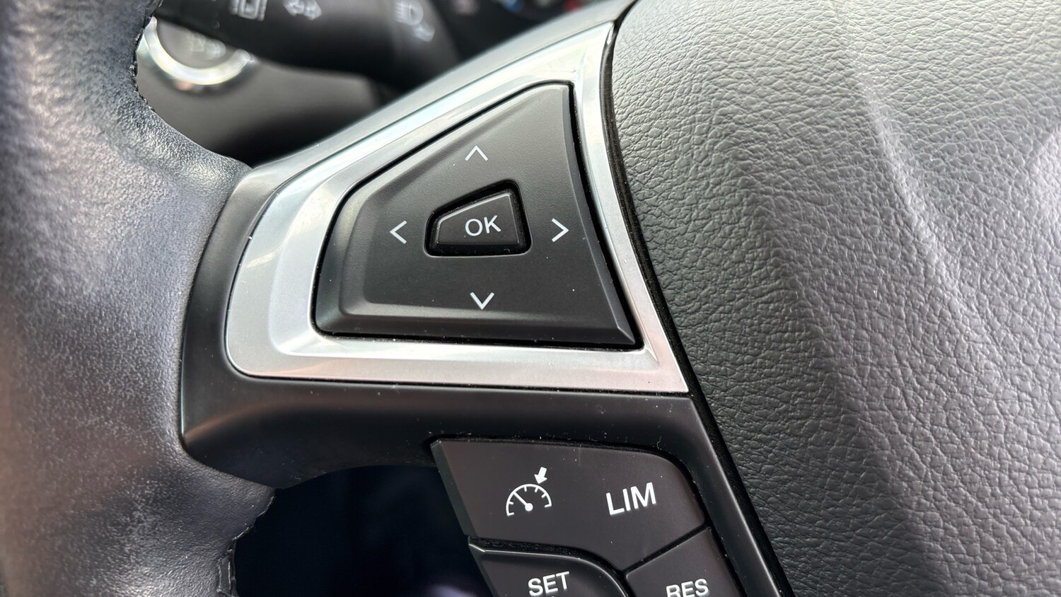 Used Ford Mondeo 2017 for sale - 77999256: Photo 36