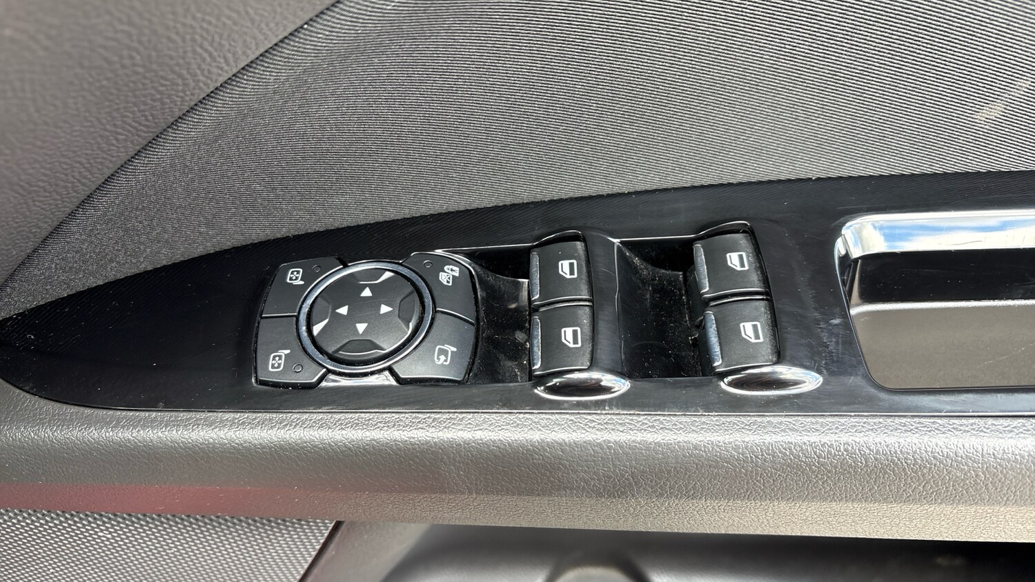 Used Ford Mondeo 2017 for sale - 77999256: Photo 45