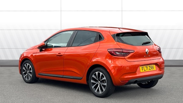 Used Renault Clio 2021 for sale - 76028058: Photo 2