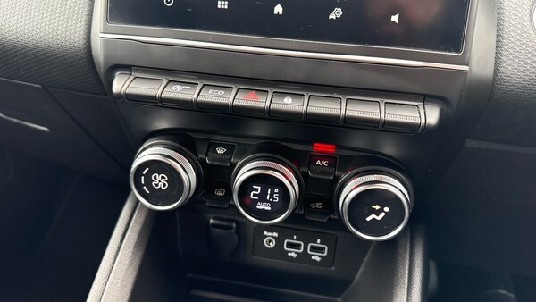 Used Renault Clio 2021 for sale - 76028058: Photo 32