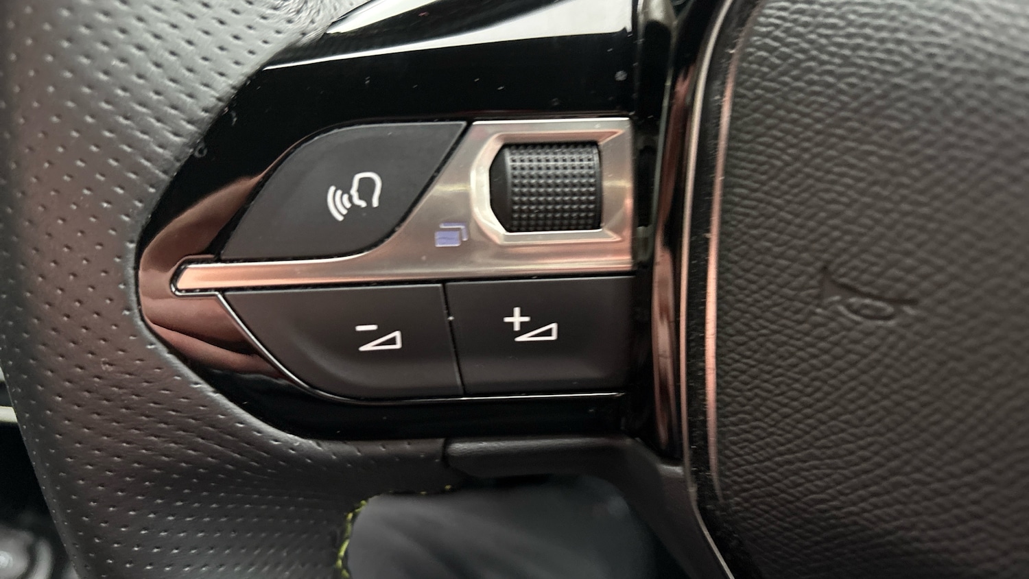 Used Peugeot 208 2021 for sale - 77300276: Photo 23