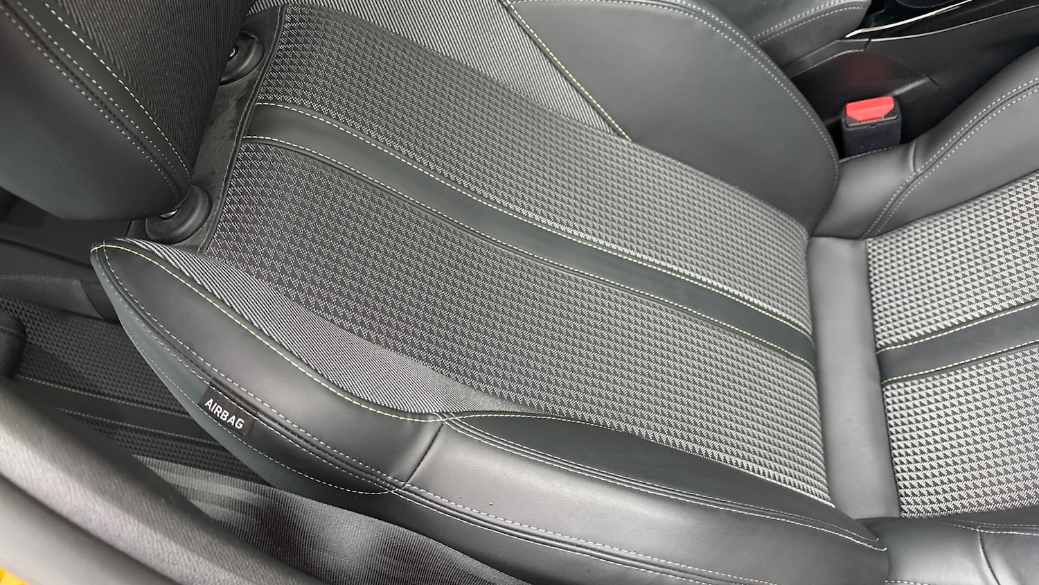 Used Peugeot 208 2021 for sale - 77300276: Photo 42