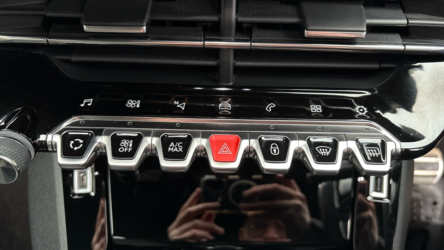 Used Peugeot 208 2021 for sale - 77300276: Photo 44