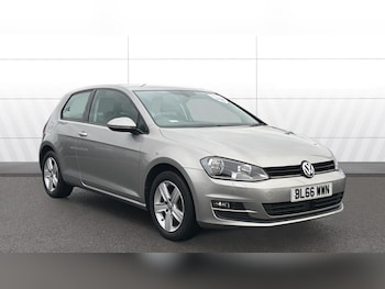 Used Volkswagen Golf 2016 for sale - 77184765: Photo