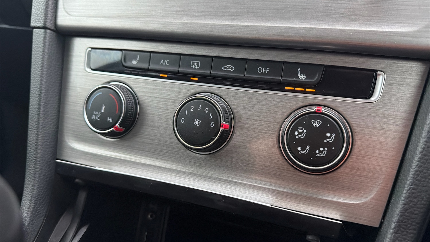 Used Volkswagen Golf 2016 for sale - 77184765: Photo 28