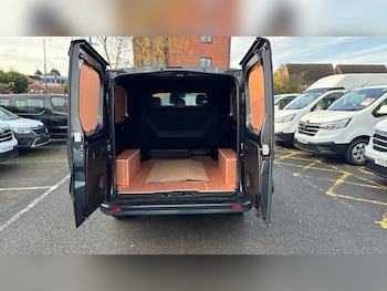 Used Renault Trafic 2025 for sale - 76470910: Photo