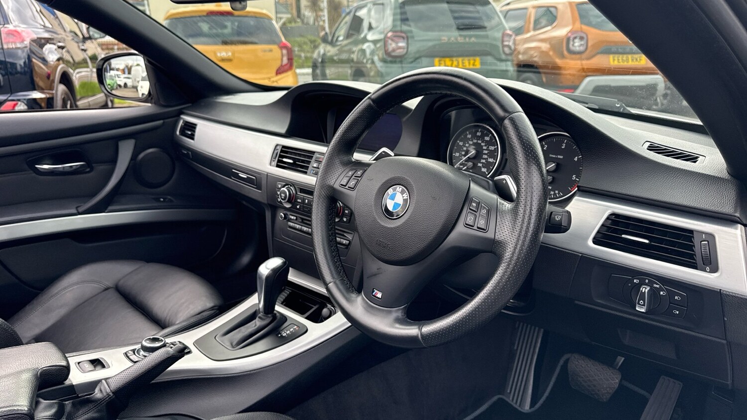 Used BMW 3 Series 2013 for sale - 76311330: Photo 11