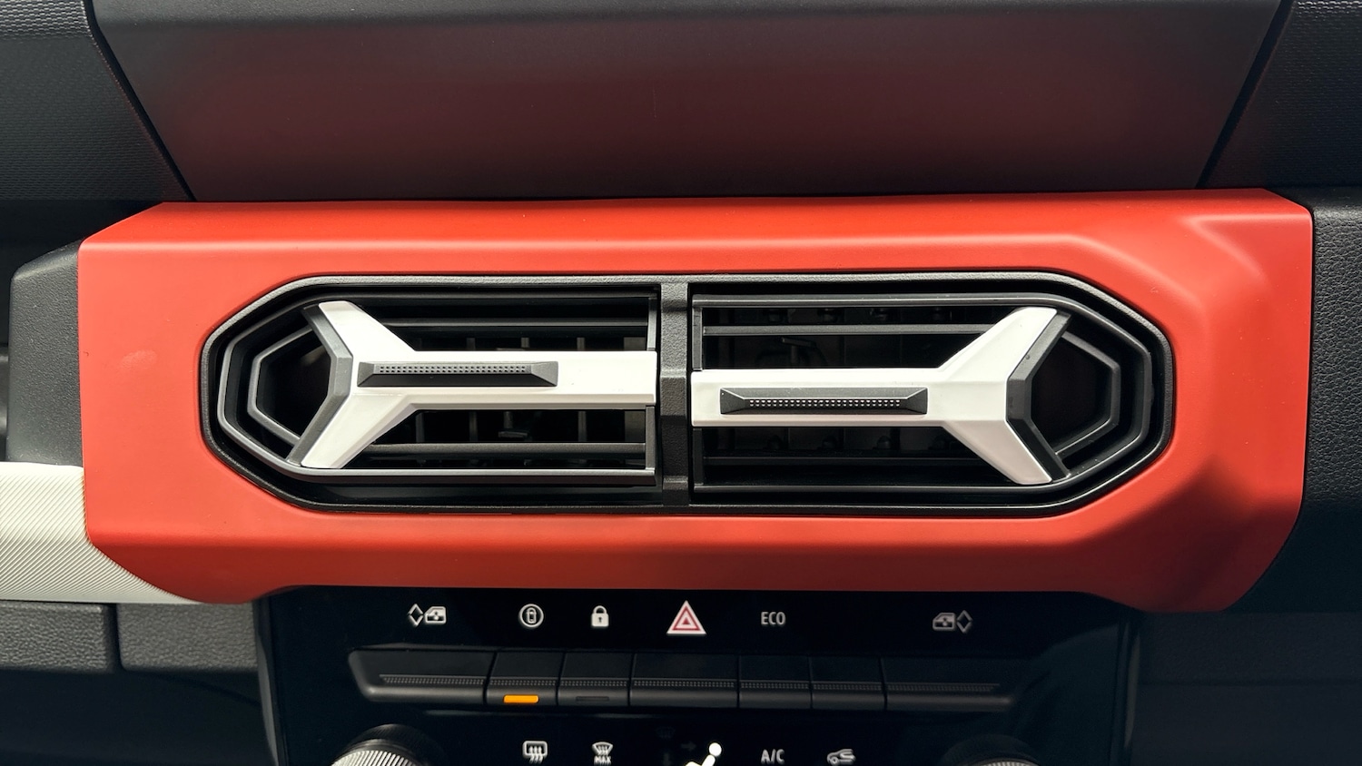 Used Dacia Spring 2025 for sale - 77435642: Photo 25