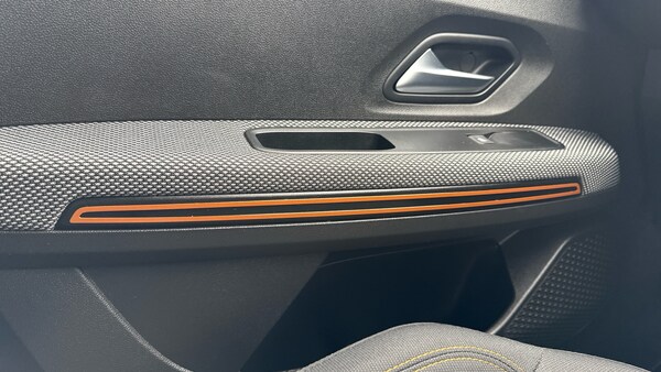 Used Dacia Sandero Stepway 2022 for sale - 75996700: Photo 38