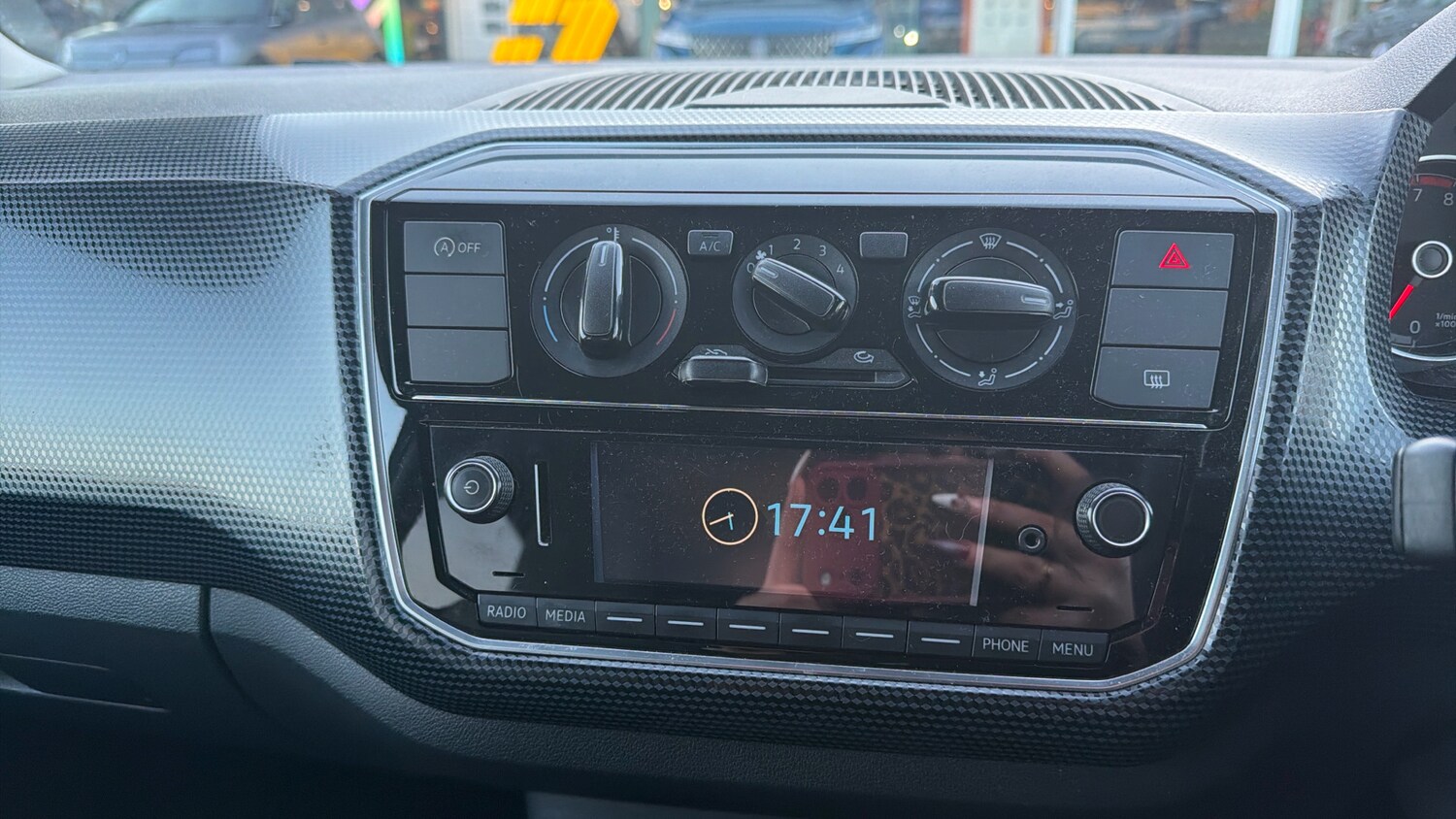 Used Volkswagen up! 2018 for sale - 77933915: Photo 12