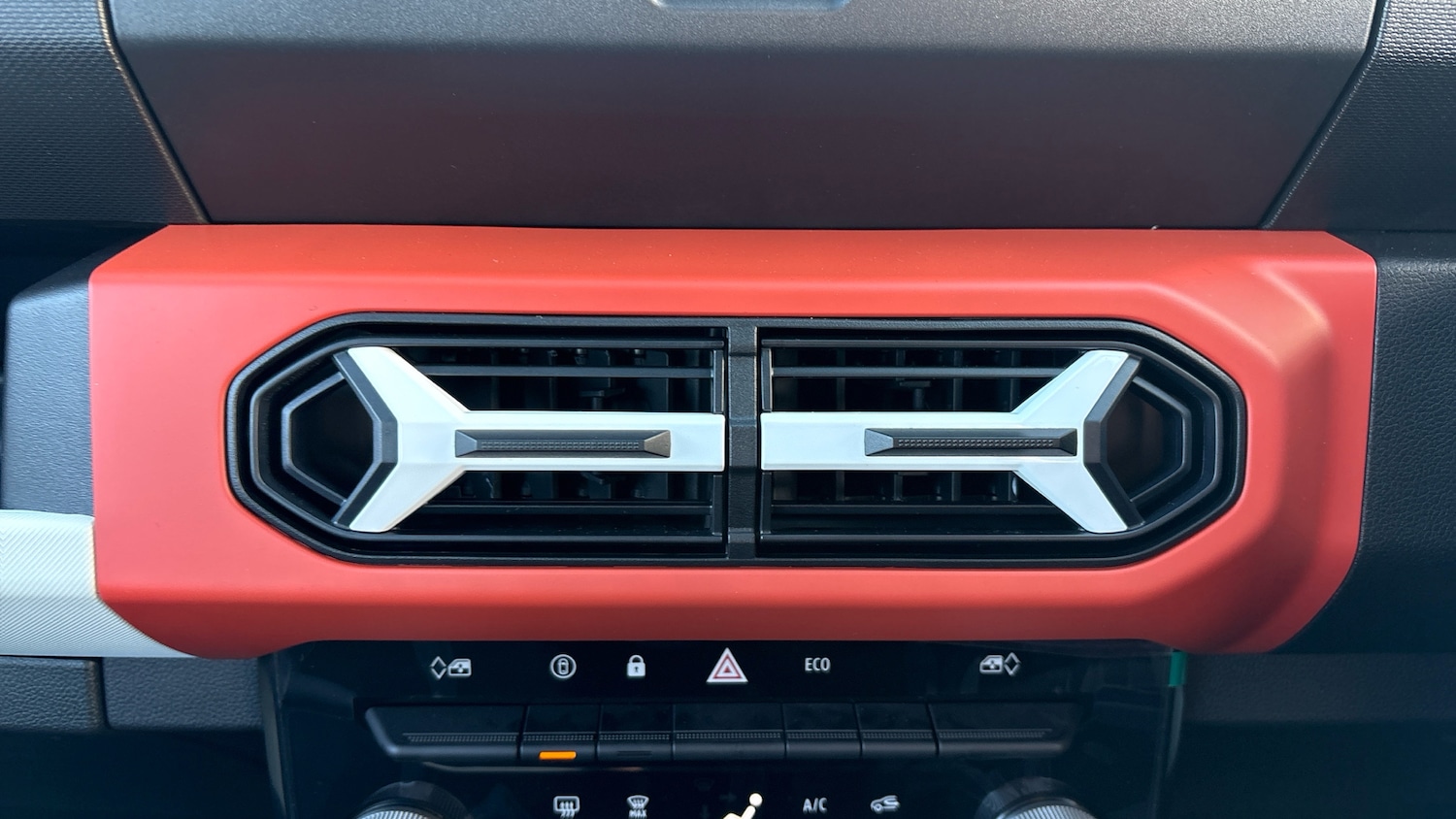 Used Dacia Spring 2025 for sale - 77326000: Photo 25