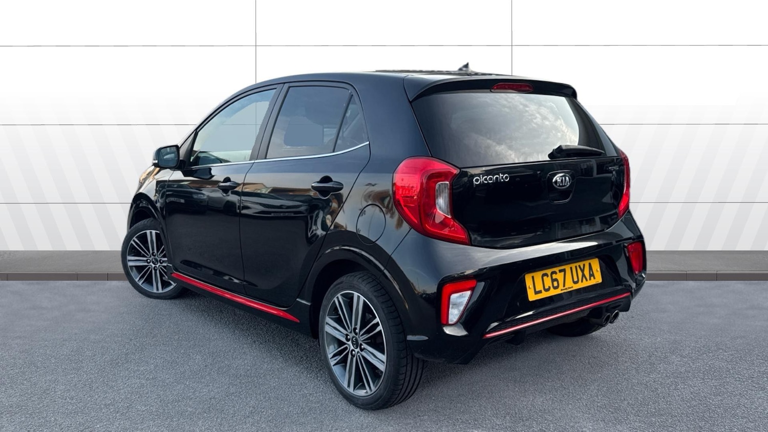 Used Kia Picanto 2018 for sale - 78092634: Photo 2
