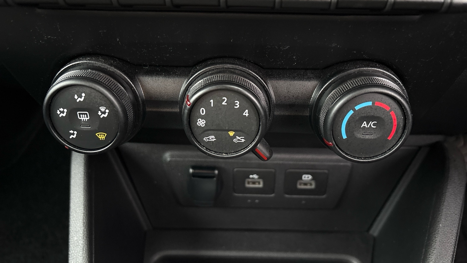 Used Dacia Duster 2022 for sale - 77023334: Photo 30