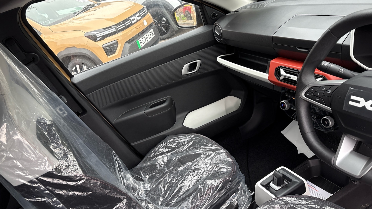 Used Dacia Spring 2025 for sale - 77325993: Photo 14