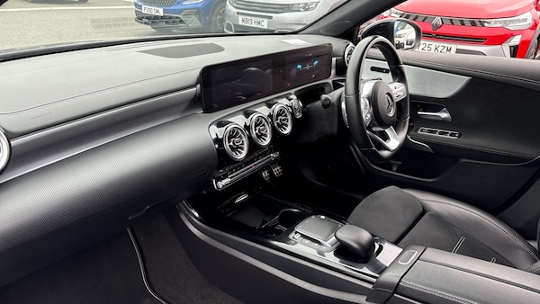 Used Mercedes-Benz A-Class 2022 for sale - 76233062: Photo 9
