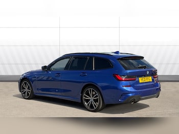 Used BMW 3 Series 2021 for sale - 78579001: Photo