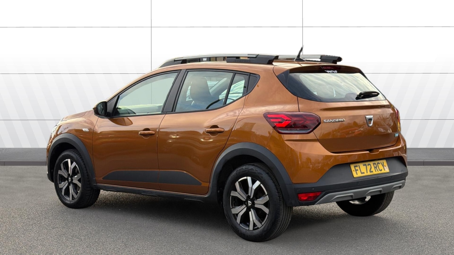 Used Dacia Sandero Stepway 2022 for sale - 78176371: Photo 2