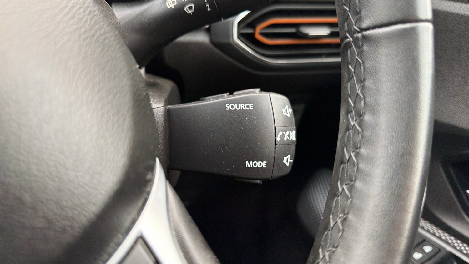 Used Dacia Sandero Stepway 2022 for sale - 78176371: Photo 27