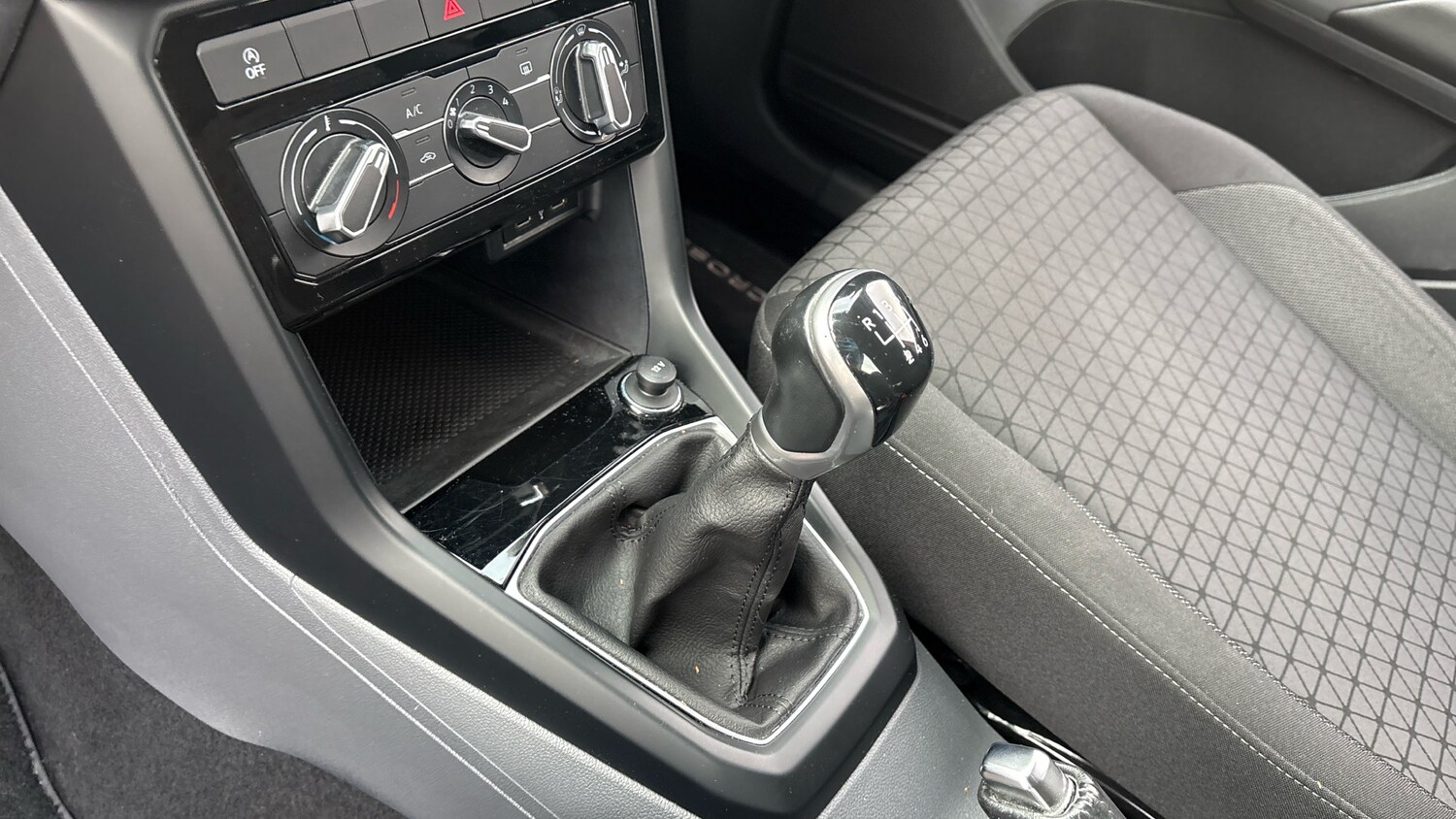 Used Volkswagen T-Cross 2021 for sale - 76545206: Photo 13