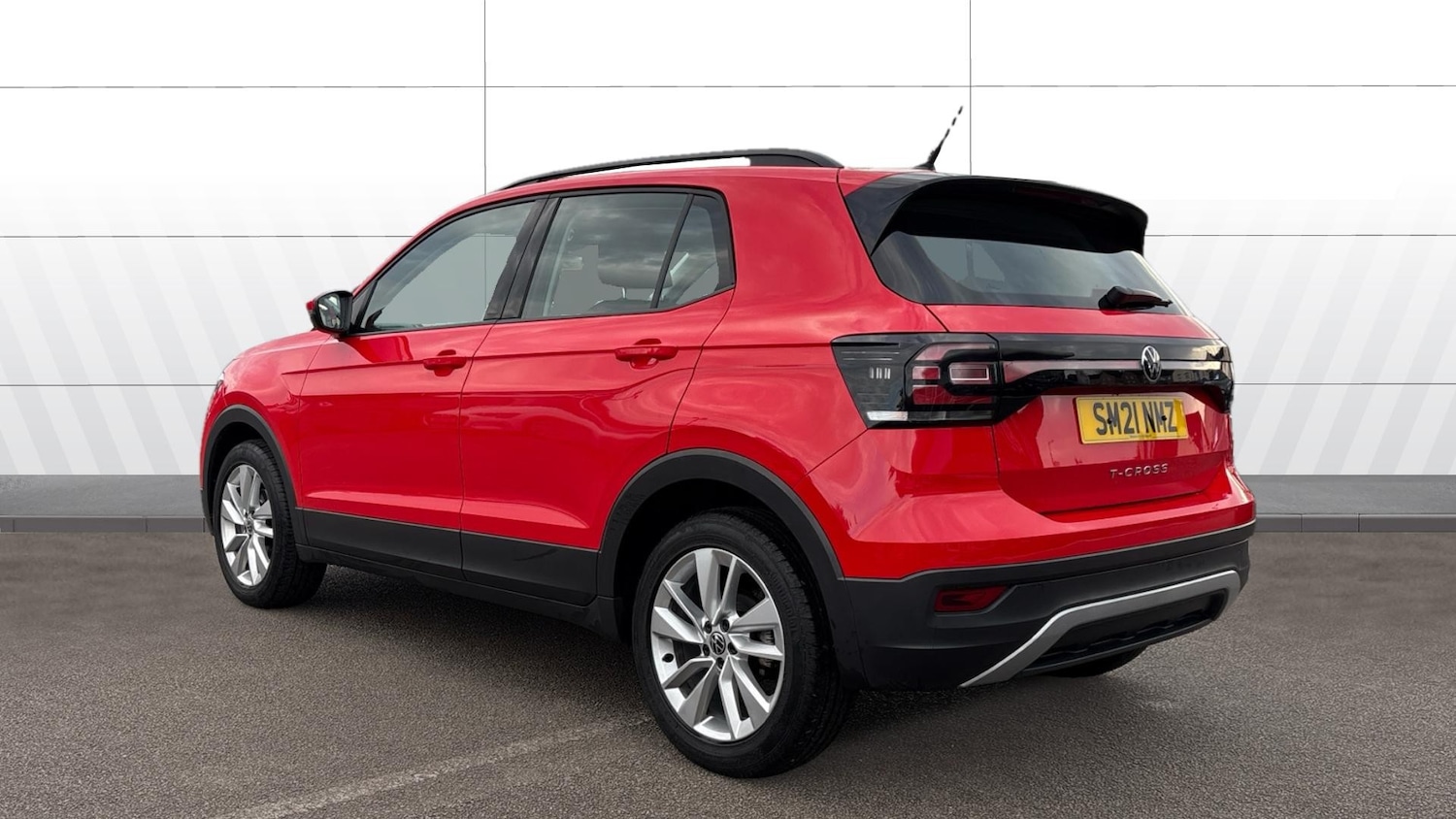 Used Volkswagen T-Cross 2021 for sale - 76545206: Photo 2