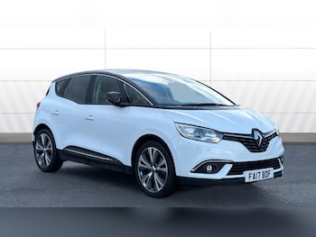 2017 (17) - 1.2 TCE 130 Dynamique Nav 5dr Petrol Estate