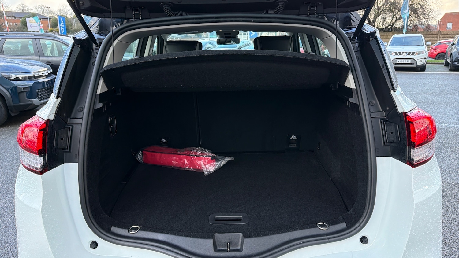 Used Renault Scenic 2017 for sale - 77567595: Photo 4