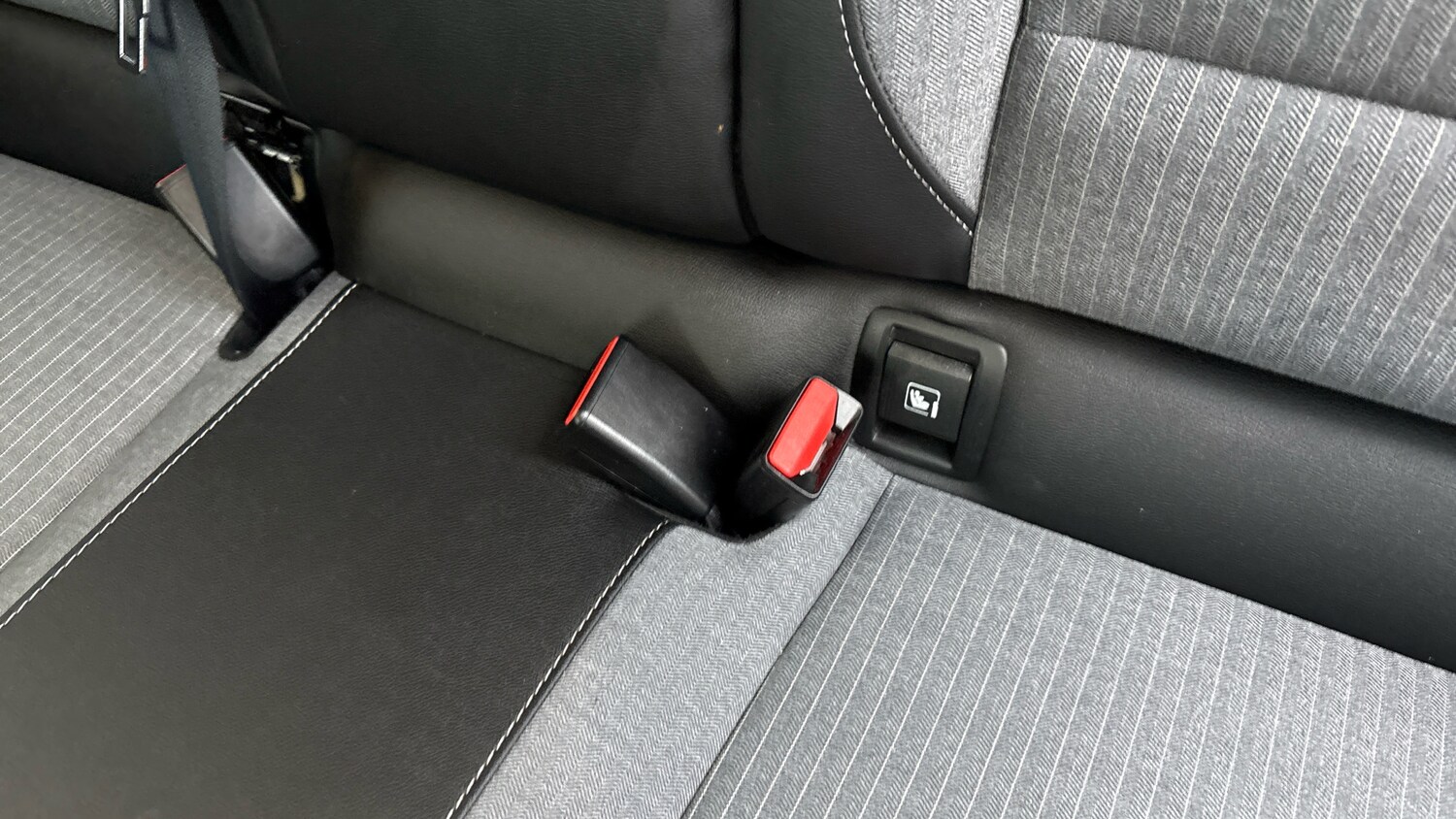 Used Renault Clio 2024 for sale - 76393397: Photo 17