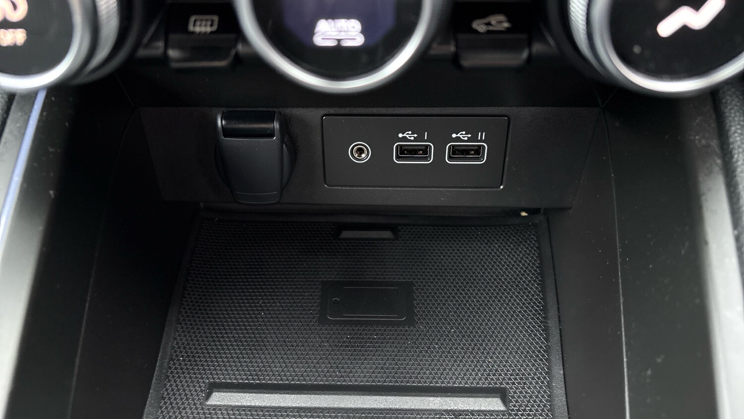 Used Renault Clio 2024 for sale - 76393397: Photo 26