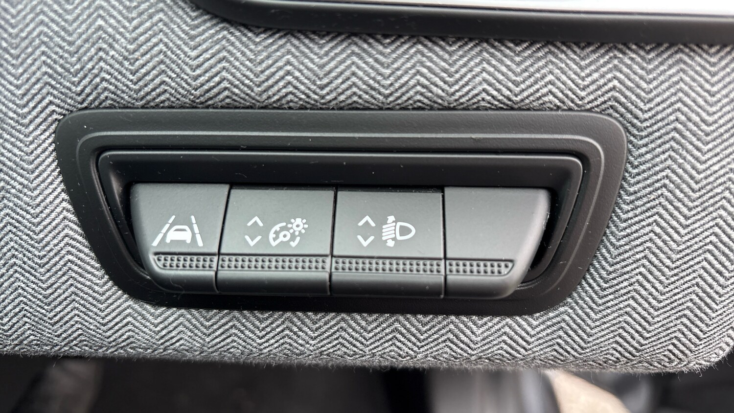 Used Renault Clio 2024 for sale - 76393397: Photo 38