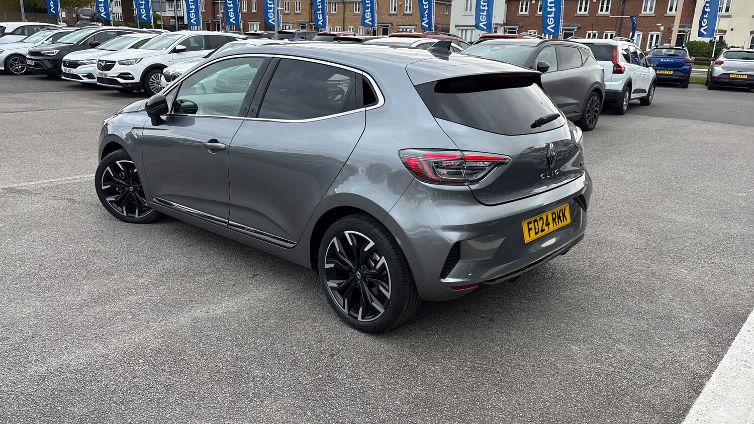 Used Renault Clio 2024 for sale - 76393397: Photo 45