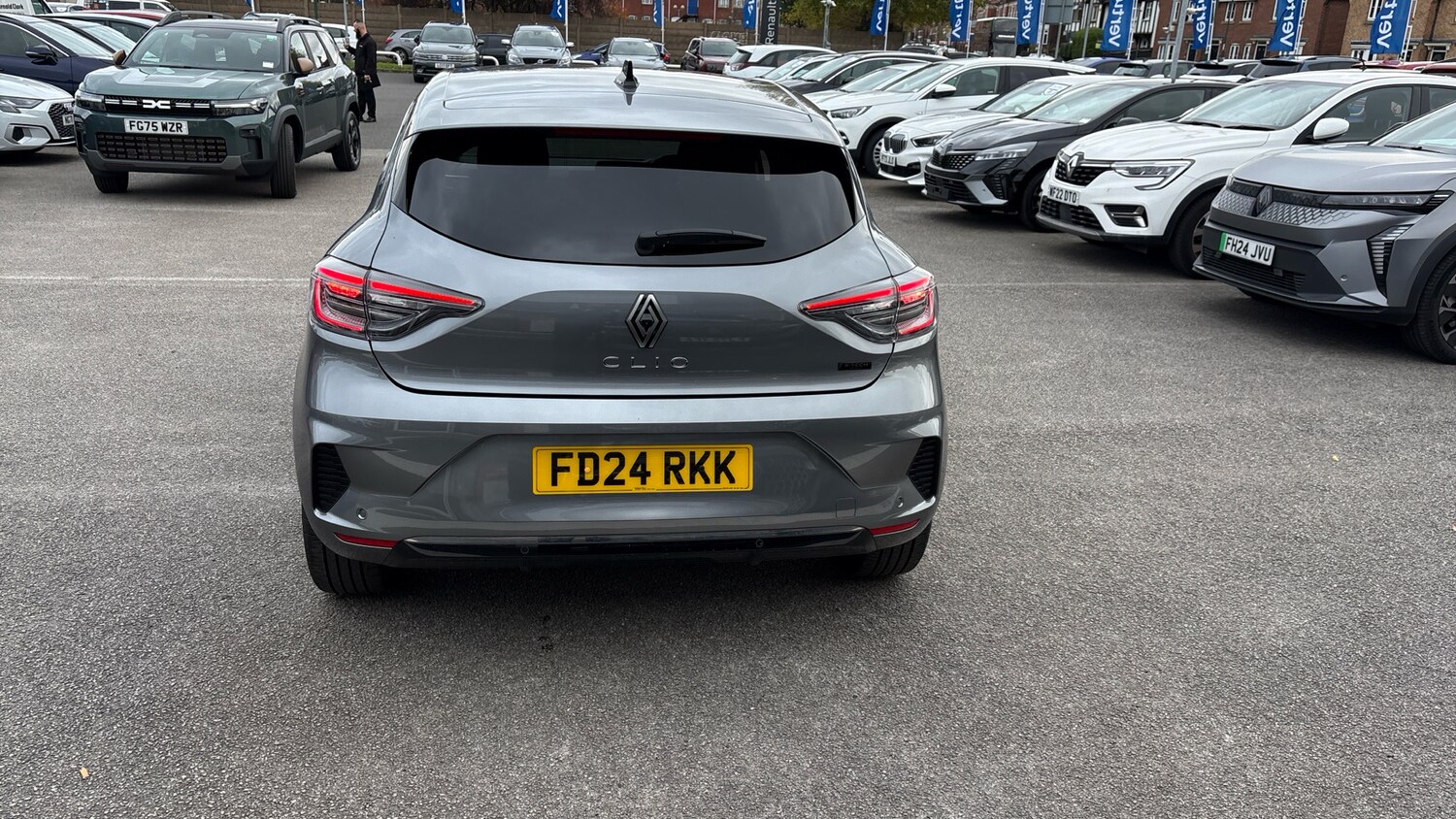 Used Renault Clio 2024 for sale - 76393397: Photo 46