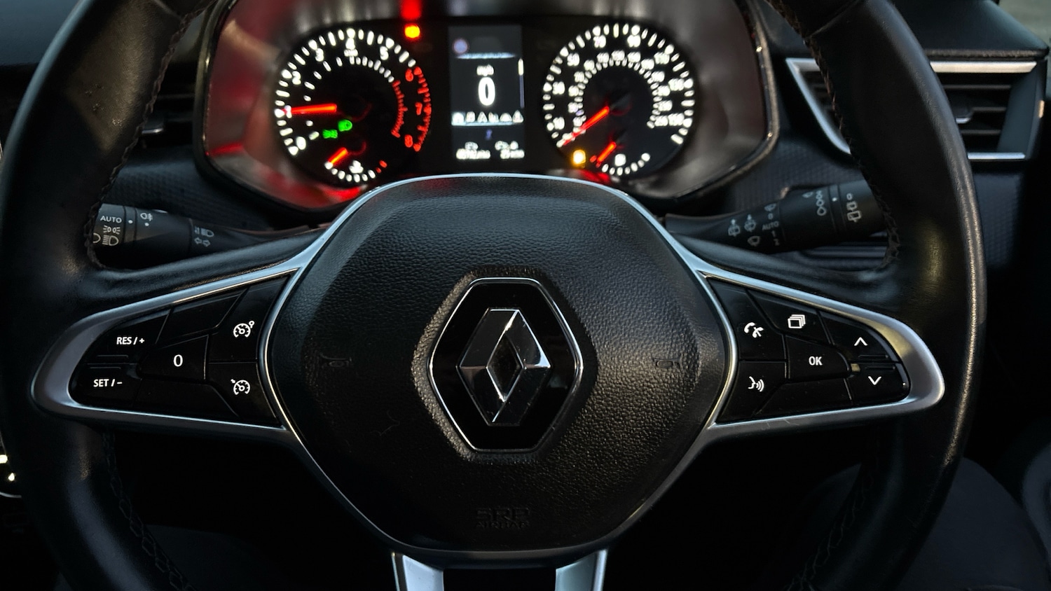 Used Renault Clio 2022 for sale - 77071362: Photo 22