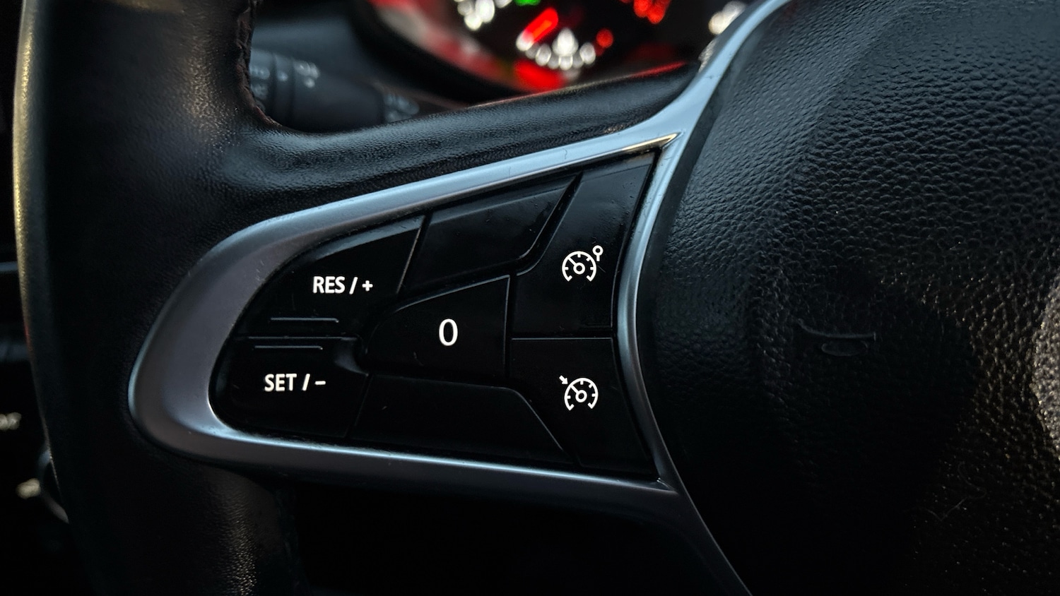 Used Renault Clio 2022 for sale - 77071362: Photo 23