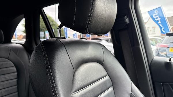 Used Mercedes-Benz GLC 2020 for sale - 76045930: Photo 38