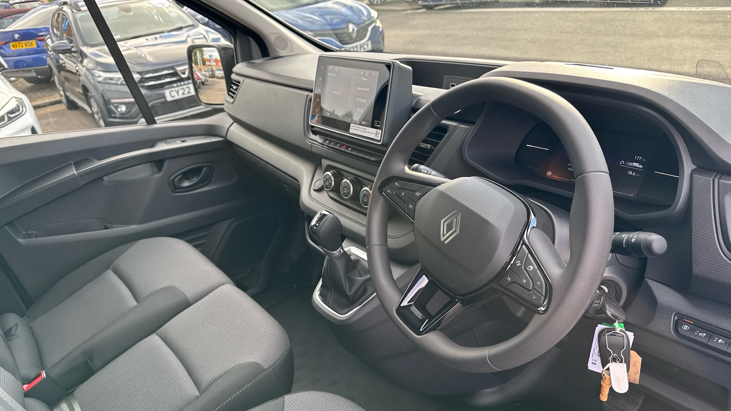 Used Renault Trafic 2025 for sale - 77432544: Photo 11