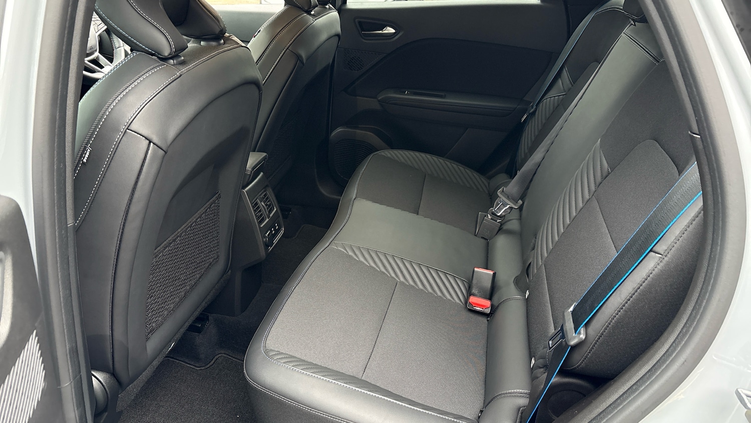 Used Renault Captur 2024 for sale - 77104031: Photo 16