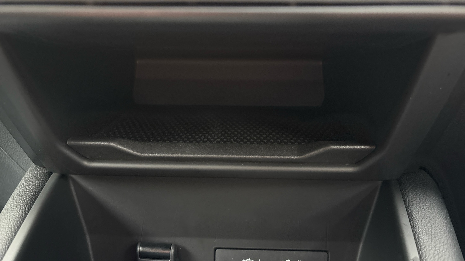 Used Renault Captur 2024 for sale - 77104031: Photo 28