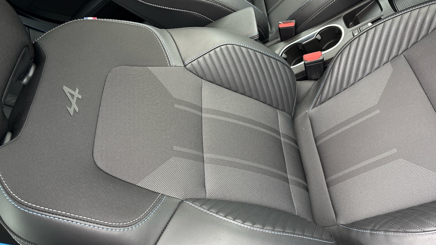 Used Renault Captur 2024 for sale - 77104031: Photo 44