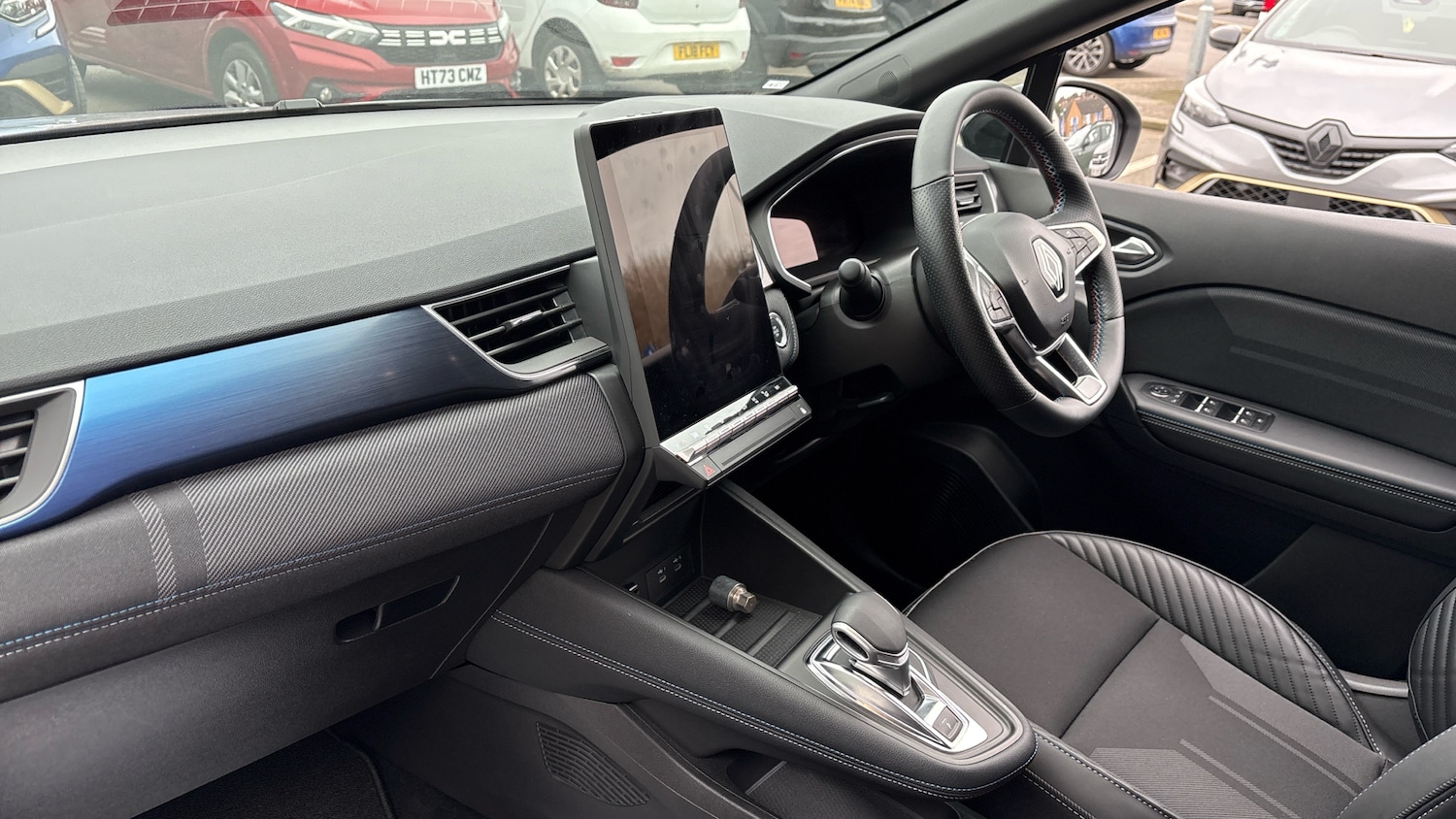 Used Renault Captur 2024 for sale - 77104031: Photo 9